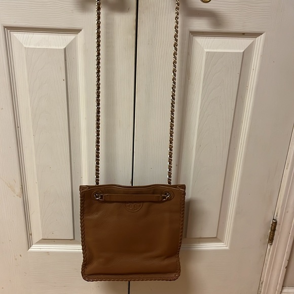 Tory Burch Cognac Brown Shoulder or Crossbody Bag Gold Chain and Leather Handle - Picture 4 of 7